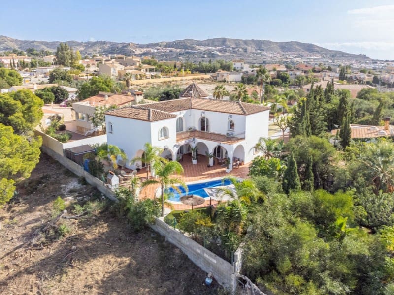 6 sypialnia Willa na sprzedaż w Busot z basenem - 775 000 € (Ref: 8677459)