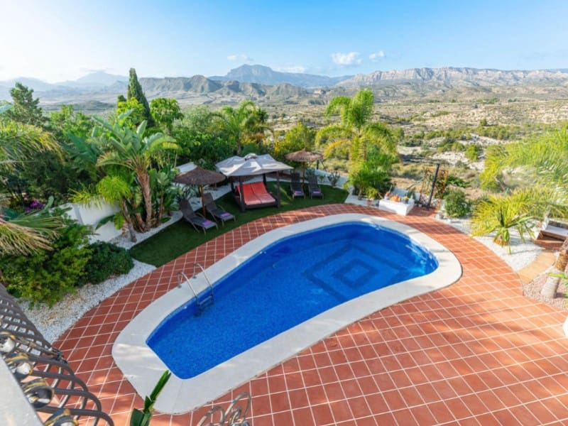 6 sypialnia Willa na sprzedaż w Busot z basenem - 775 000 € (Ref: 8677459)