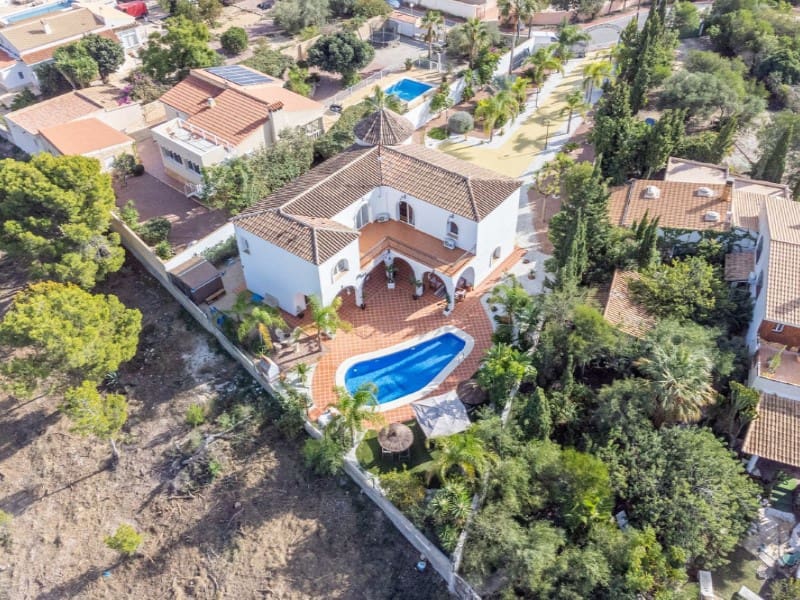 6 sypialnia Willa na sprzedaż w Busot z basenem - 775 000 € (Ref: 8677459)