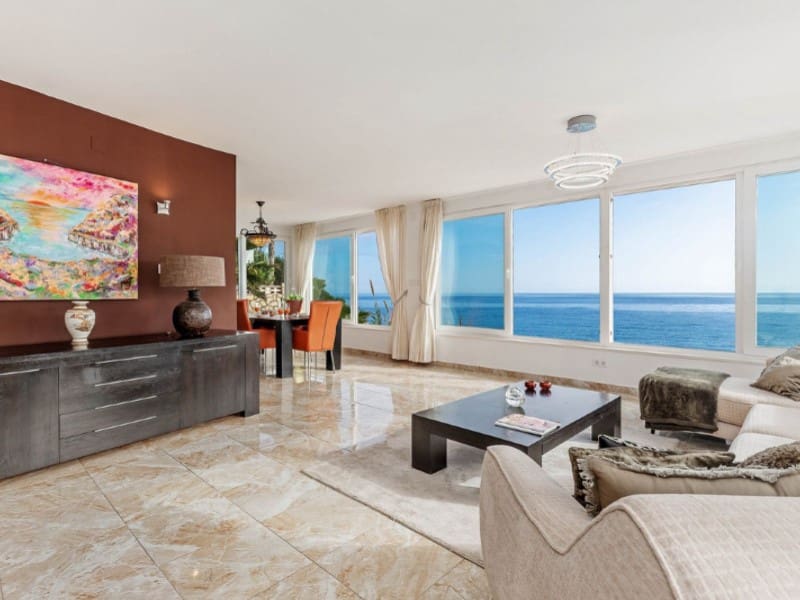 3 soveværelse Villa til salg i El Campello med swimmingpool garage - € 1.850.000 (Ref: 8701569)