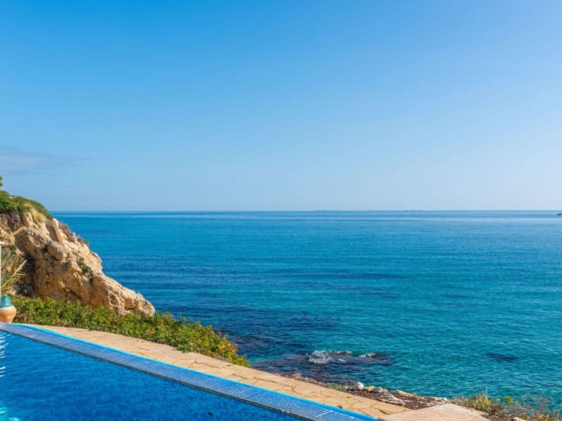 3 soveværelse Villa til salg i El Campello med swimmingpool garage - € 1.850.000 (Ref: 8701569)