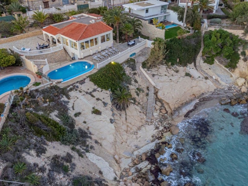 3 soveværelse Villa til salg i El Campello med swimmingpool garage - € 1.850.000 (Ref: 8701569)