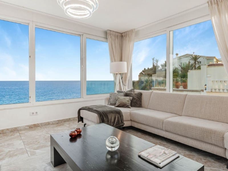 3 soveværelse Villa til salg i El Campello med swimmingpool garage - € 1.850.000 (Ref: 8701569)