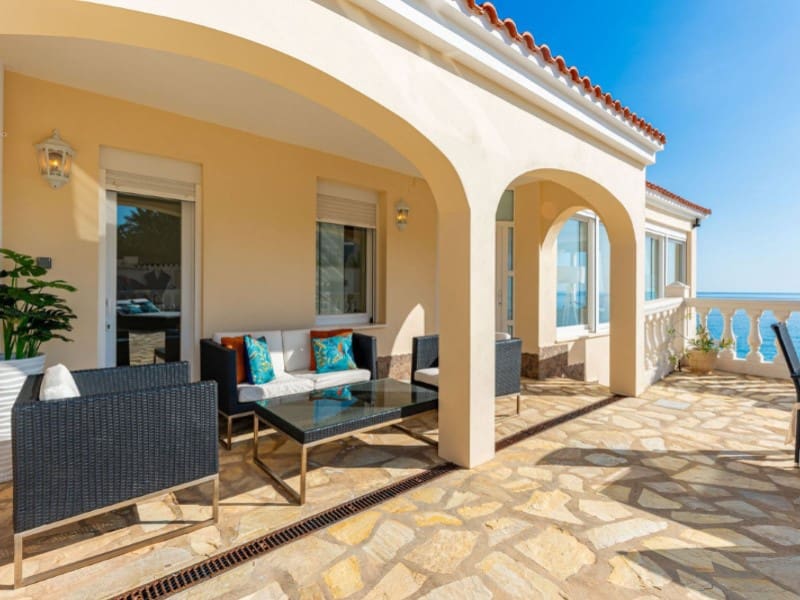 3 soveværelse Villa til salg i El Campello med swimmingpool garage - € 1.850.000 (Ref: 8701569)