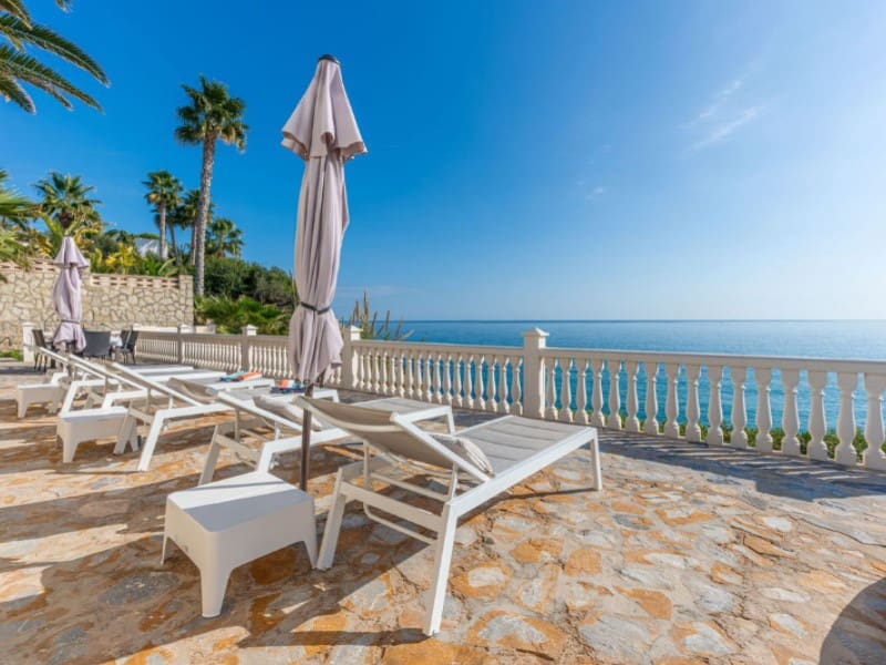 3 soveværelse Villa til salg i El Campello med swimmingpool garage - € 1.850.000 (Ref: 8701569)