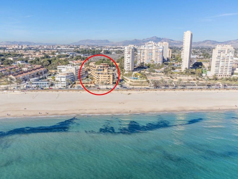 3 soveværelse Penthouse til salg i Playa de Muchavista med garage - € 998.000 (Ref: 8836222)