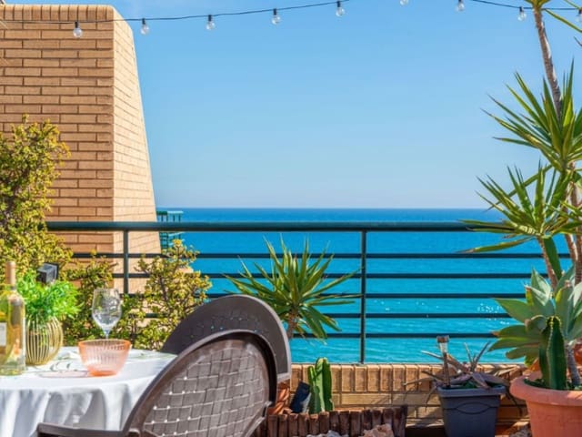 3 soverom Penthouse til salgs i Playa de Muchavista, El Campello med garasje - € 998 000 (Ref: 8836222)