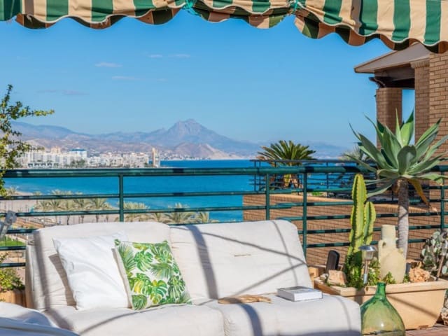 3 slaapkamer Penthouse te koop in Playa de Muchavista, El Campello met garage - € 998.000 (Ref: 8836222)