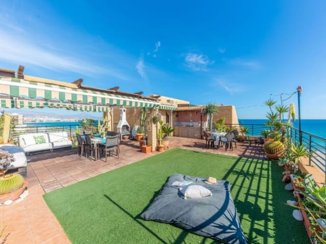 3 soverom Penthouse til salgs i Playa de Muchavista, El Campello med garasje - € 998 000 (Ref: 8836222)