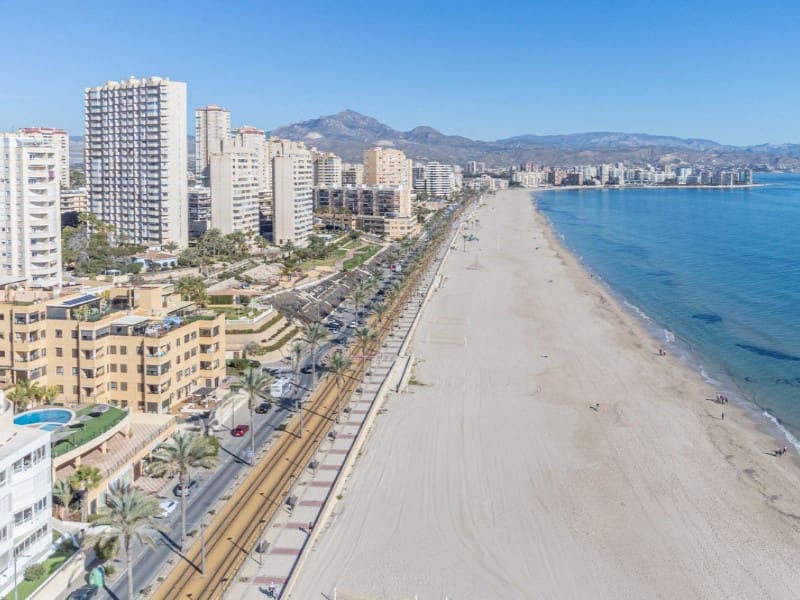3 soveværelse Penthouse til salg i Playa de Muchavista med garage - € 998.000 (Ref: 8836222)