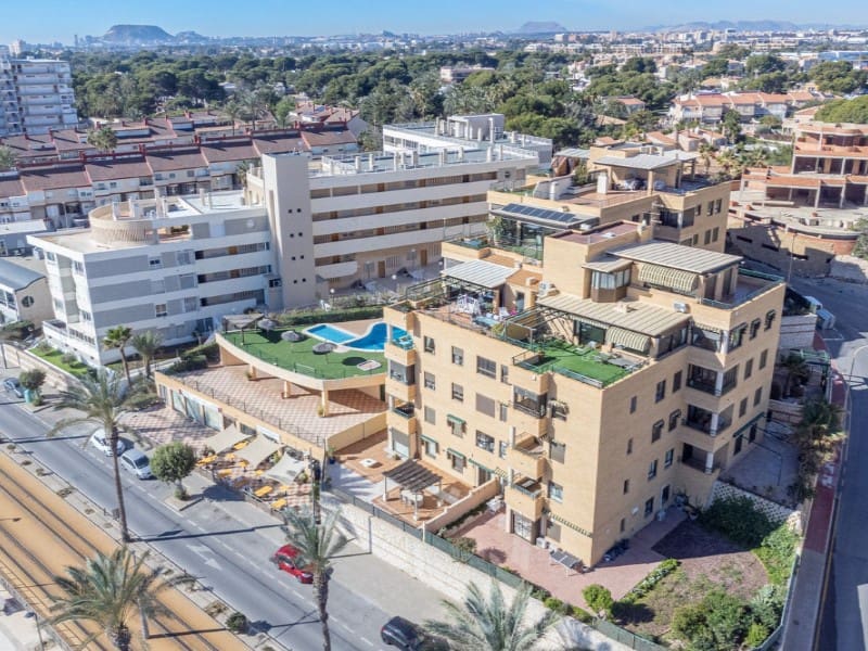 3 soveværelse Penthouse til salg i Playa de Muchavista med garage - € 998.000 (Ref: 8836222)