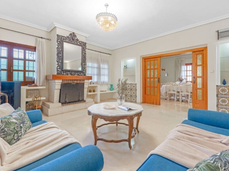 5 soverom Villa til salgs i Santa Faz med svømmebasseng garasje - € 1 525 000 (Ref: 8904950)