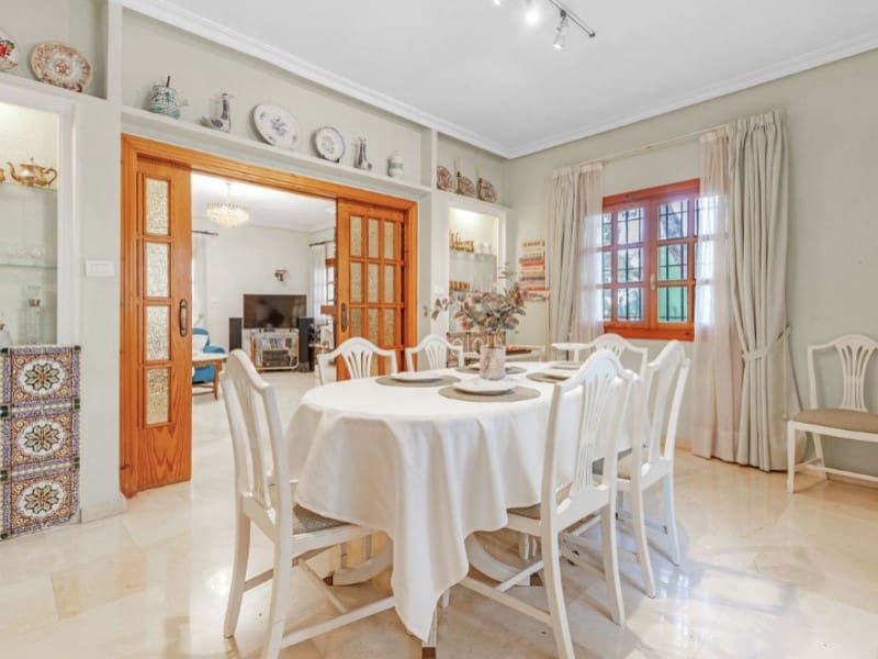 5 soverom Villa til salgs i Santa Faz med svømmebasseng garasje - € 1 525 000 (Ref: 8904950)