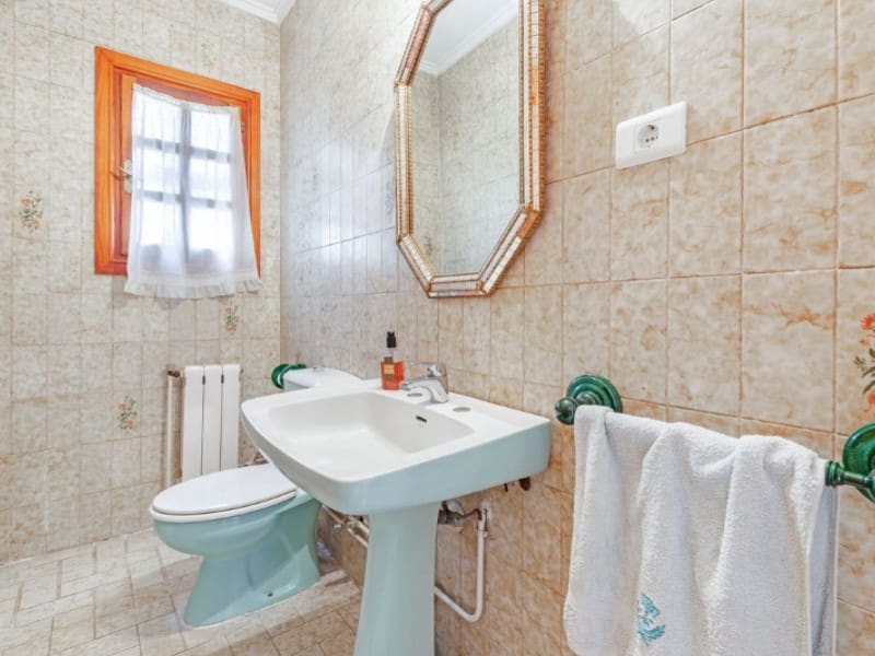 5 soverom Villa til salgs i Santa Faz med svømmebasseng garasje - € 1 525 000 (Ref: 8904950)