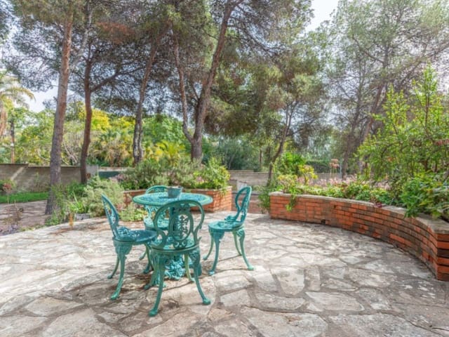 5 sovrum Villa till salu i Santa Faz, Alicante stad med pool garage - 1 525 000 € (Ref: 8904950)