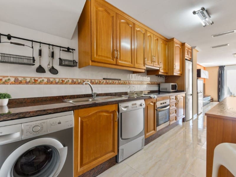 3 sypialnia Penthouse na sprzedaż w El Campello z garażem - 430 000 € (Ref: 8920996)