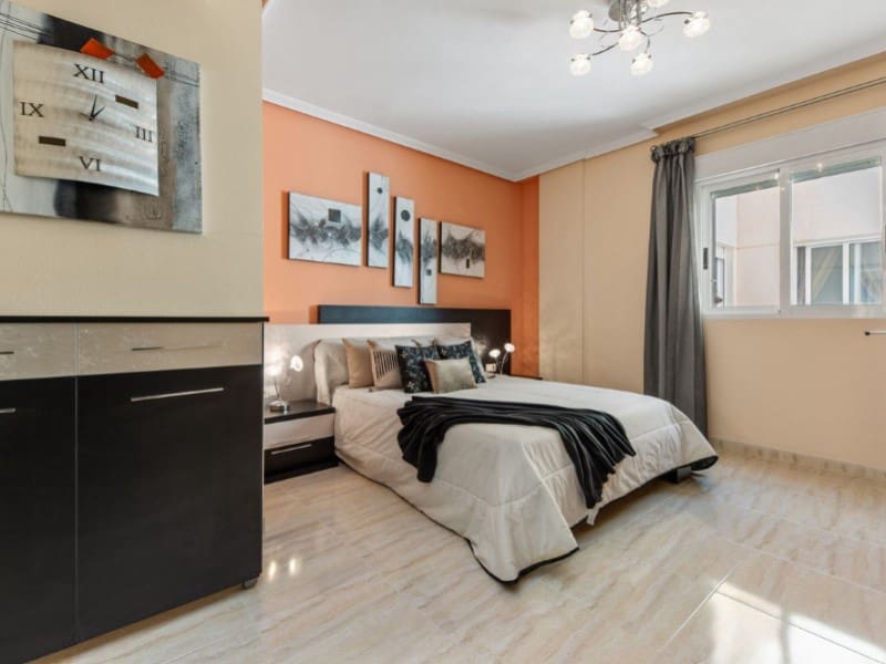 3 sypialnia Penthouse na sprzedaż w El Campello z garażem - 430 000 € (Ref: 8920996)