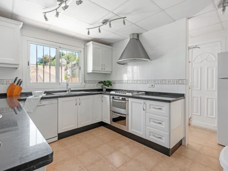 4 chambre Villa/Maison à vendre à El Campello avec garage - 549 000 € (Ref: 8983883)