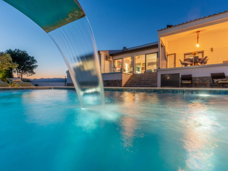 4 soveværelse Villa til salg i Busot med swimmingpool garage - € 689.000 (Ref: 9051456)