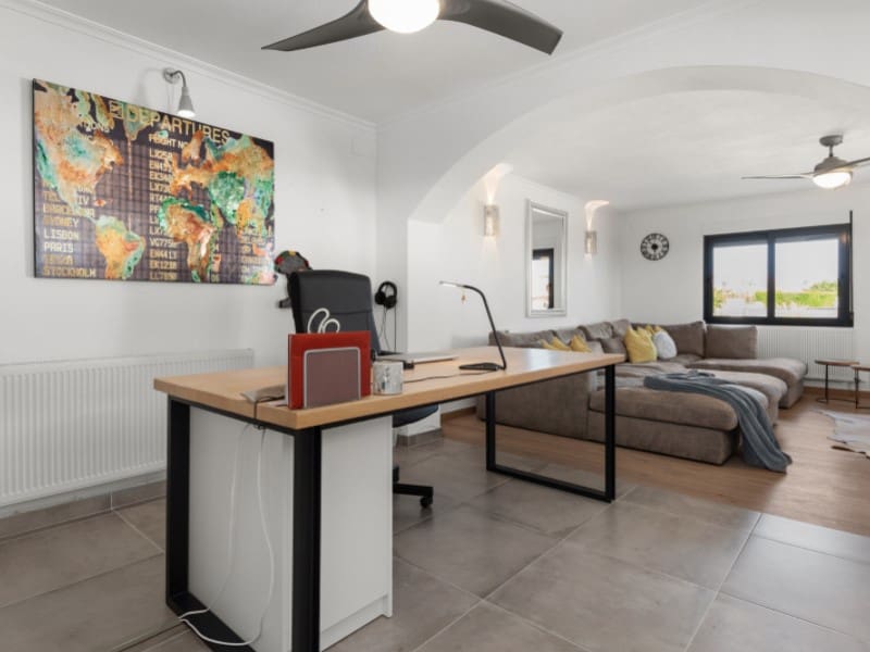 4 soveværelse Villa til salg i Busot med swimmingpool garage - € 689.000 (Ref: 9051456)