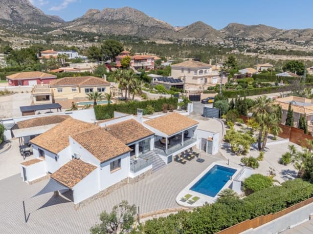 4 camera da letto Villa in vendita in Busot con piscina garage - 689.000 € (Rif: 9051456)