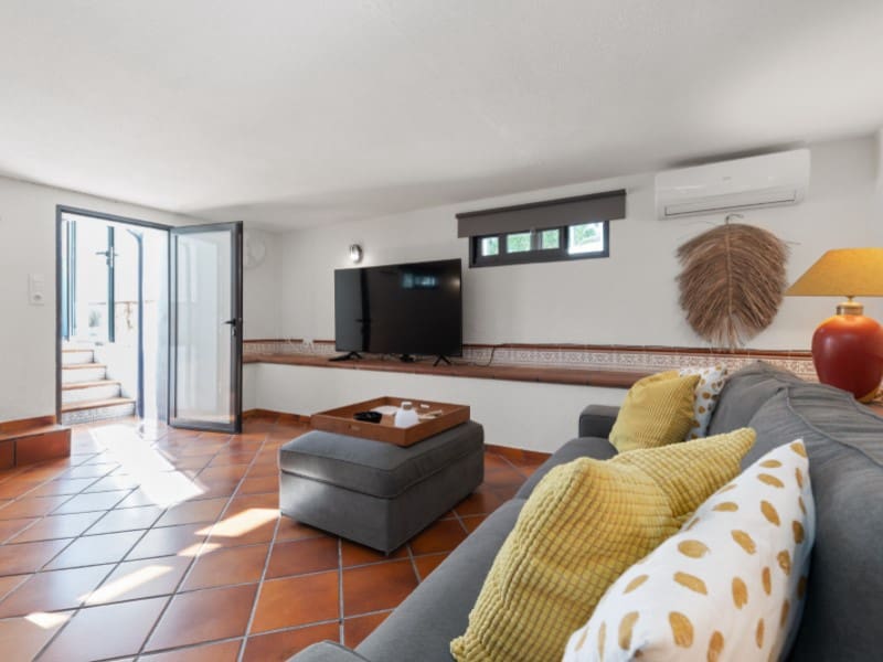 4 soveværelse Villa til salg i Busot med swimmingpool garage - € 689.000 (Ref: 9051456)