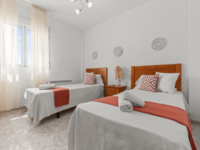 5 chambre Villa/Maison à vendre à Muchamiel / Mutxamel avec piscine garage - 529 000 € (Ref: 9051457)