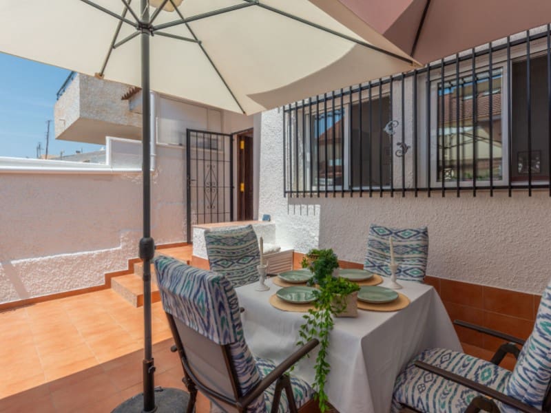 4 soveværelse Byhus til salg i El Campello med garage - € 289.000 (Ref: 9110666)