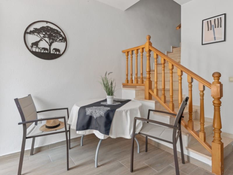 4 soveværelse Byhus til salg i El Campello med garage - € 289.000 (Ref: 9110666)