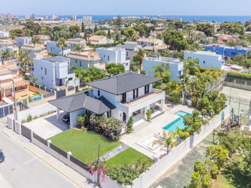 4 sypialnia Willa na sprzedaż w San Juan de Alicante / Sant Joan d'Alacant z basenem - 1 125 000 € (Ref: 9128582)