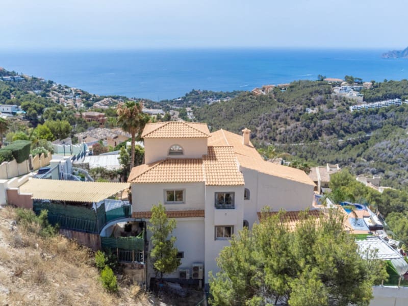 4 Zimmer Villa zu verkaufen in Altea mit Garage - 1.569.000 € (Ref: 9142908)