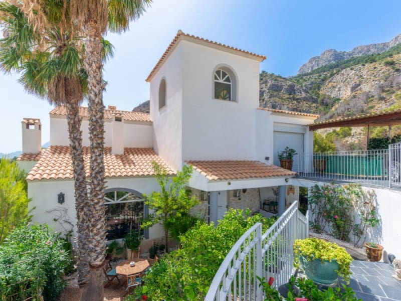 4 Zimmer Villa zu verkaufen in Altea mit Garage - 1.569.000 € (Ref: 9142908)