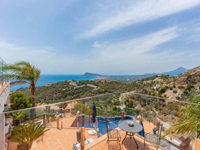 4 Zimmer Villa zu verkaufen in Altea mit Garage - 1.569.000 € (Ref: 9142908)