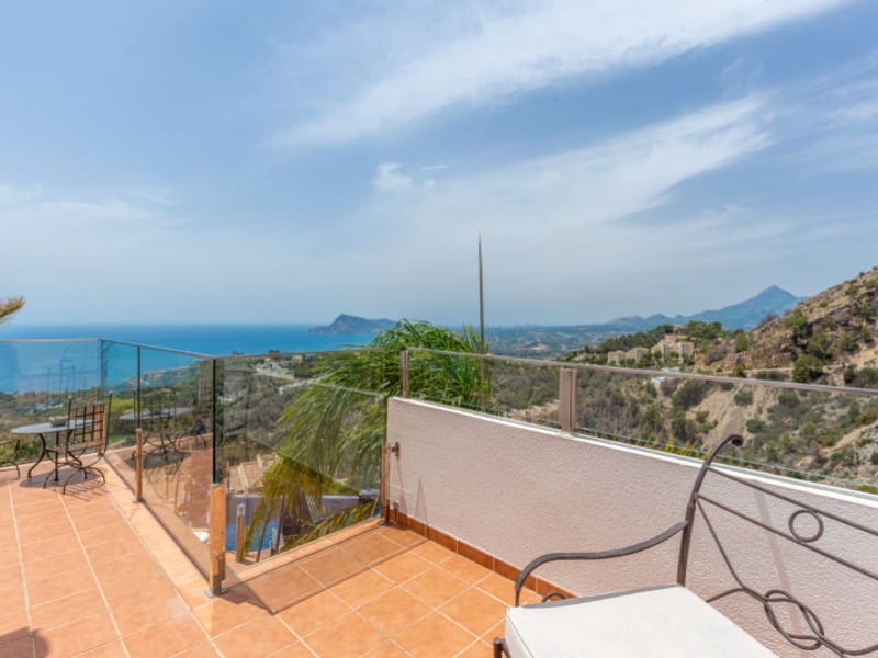 4 Zimmer Villa zu verkaufen in Altea mit Garage - 1.569.000 € (Ref: 9142908)