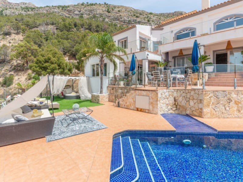 4 Zimmer Villa zu verkaufen in Altea mit Garage - 1.569.000 € (Ref: 9142908)