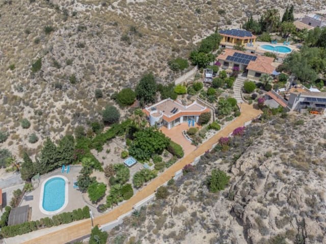 11 chambre Villa/Maison à vendre à San Vicente / Sant Vicent del Raspeig - 1 500 000 € (Ref: 9169841)