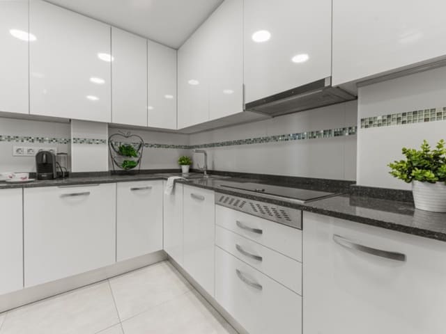 3 makuuhuone Huoneisto myytävänä paikassa Playa de Muchavista, El Campello - 495 000 € (Ref: 9183921)