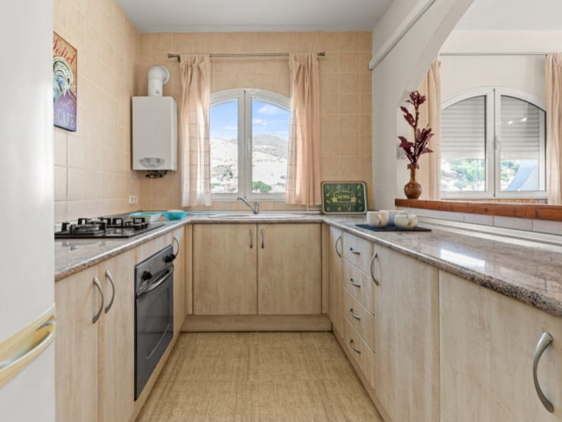 4 chambre Villa/Maison à vendre à El Campello avec garage - 559 000 € (Ref: 9183922)