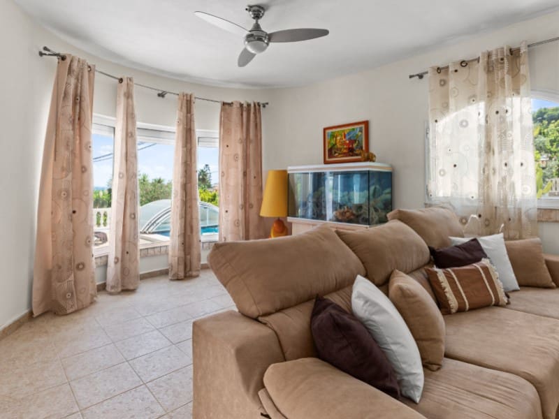 4 chambre Villa/Maison à vendre à El Campello avec garage - 559 000 € (Ref: 9183922)