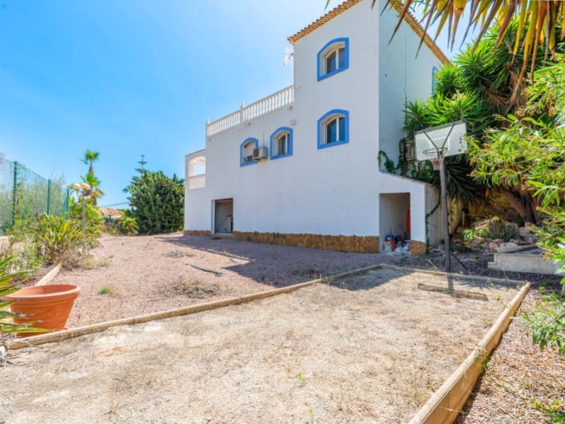 4 chambre Villa/Maison à vendre à El Campello avec garage - 559 000 € (Ref: 9183922)