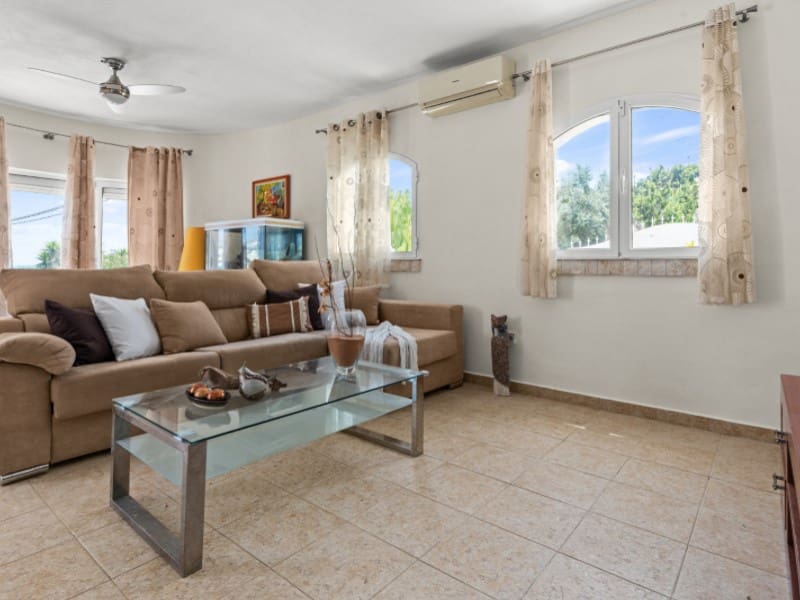 4 chambre Villa/Maison à vendre à El Campello avec garage - 559 000 € (Ref: 9183922)