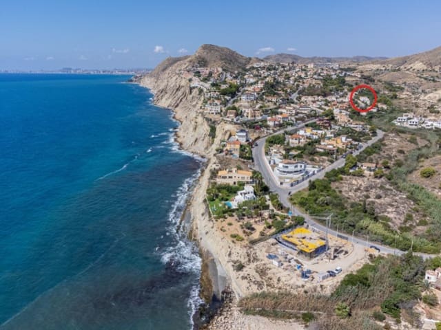 4 sovrum Villa till salu i El Campello med garage - 559 000 € (Ref: 9183922)