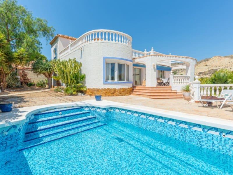 4 chambre Villa/Maison à vendre à El Campello avec garage - 559 000 € (Ref: 9183922)