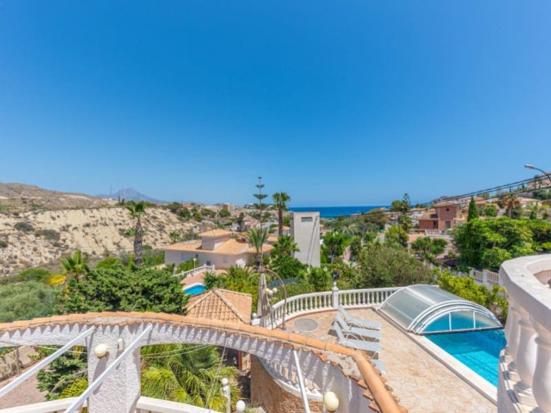 4 chambre Villa/Maison à vendre à El Campello avec garage - 559 000 € (Ref: 9183922)