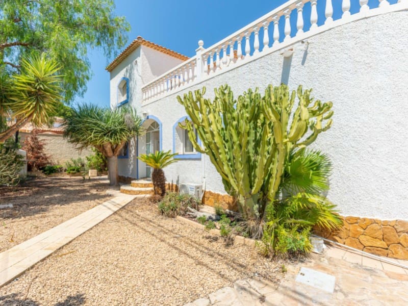 4 chambre Villa/Maison à vendre à El Campello avec garage - 559 000 € (Ref: 9183922)