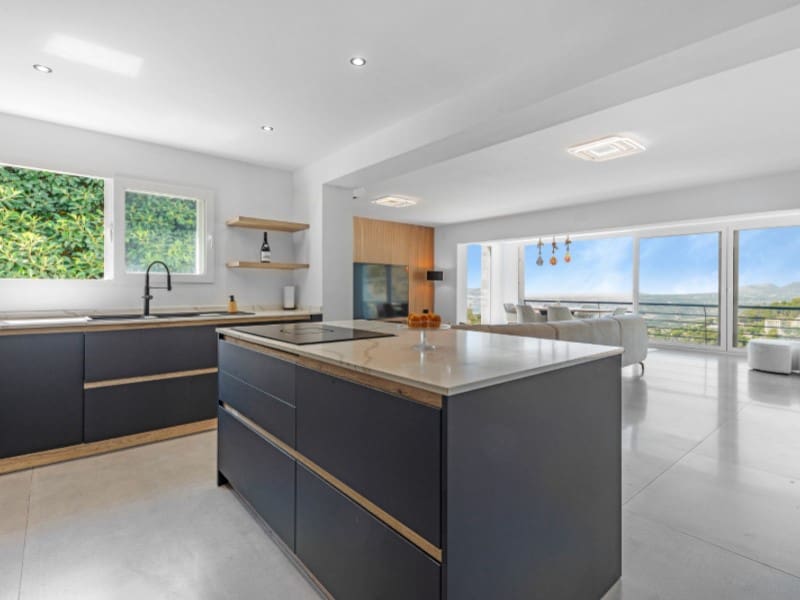 4 bedroom Villa for sale in Altea with garage - € 2,095,000 (Ref: 9239993)