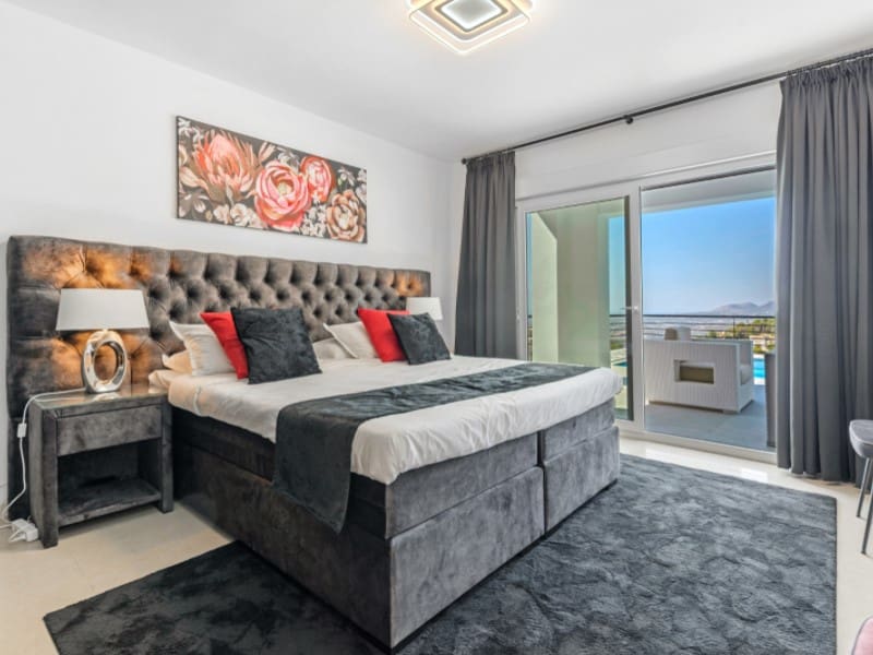 4 bedroom Villa for sale in Altea with garage - € 2,095,000 (Ref: 9239993)