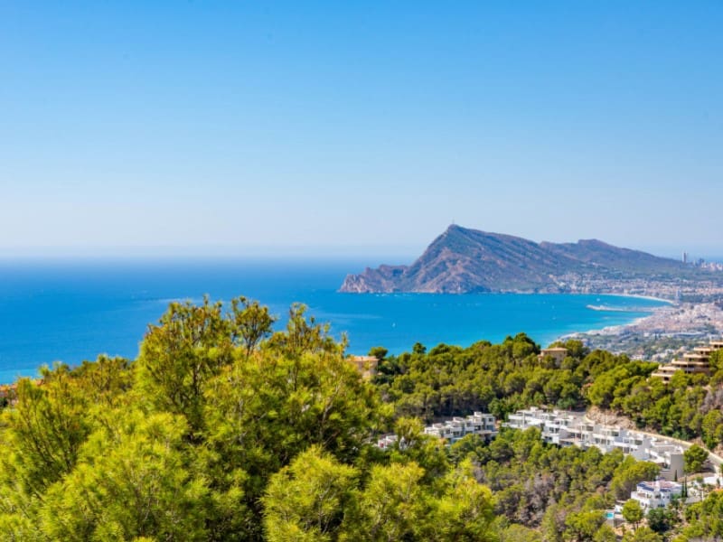 4 bedroom Villa for sale in Altea with garage - € 2,095,000 (Ref: 9239993)