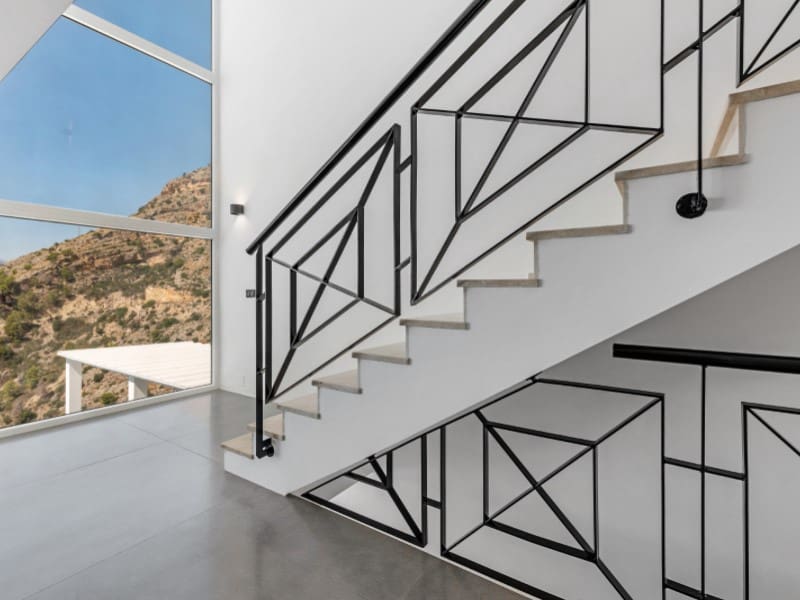 4 bedroom Villa for sale in Altea with garage - € 2,095,000 (Ref: 9239993)