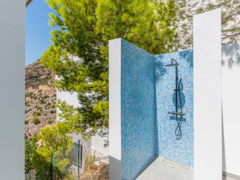 4 bedroom Villa for sale in Altea with garage - € 2,095,000 (Ref: 9239993)